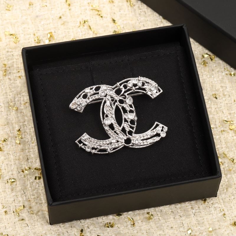 Chanel Brooches - Click Image to Close